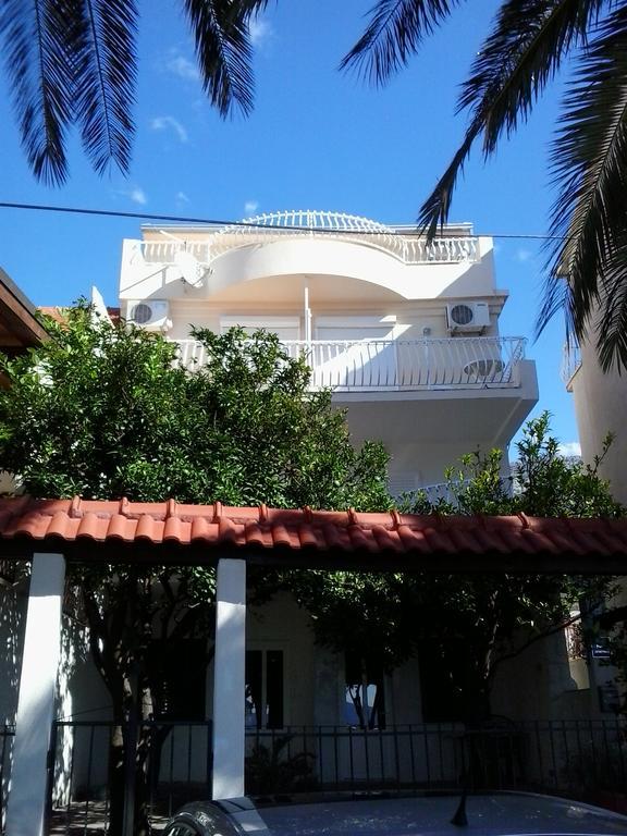 Apartments Biser Podgora Exterior photo