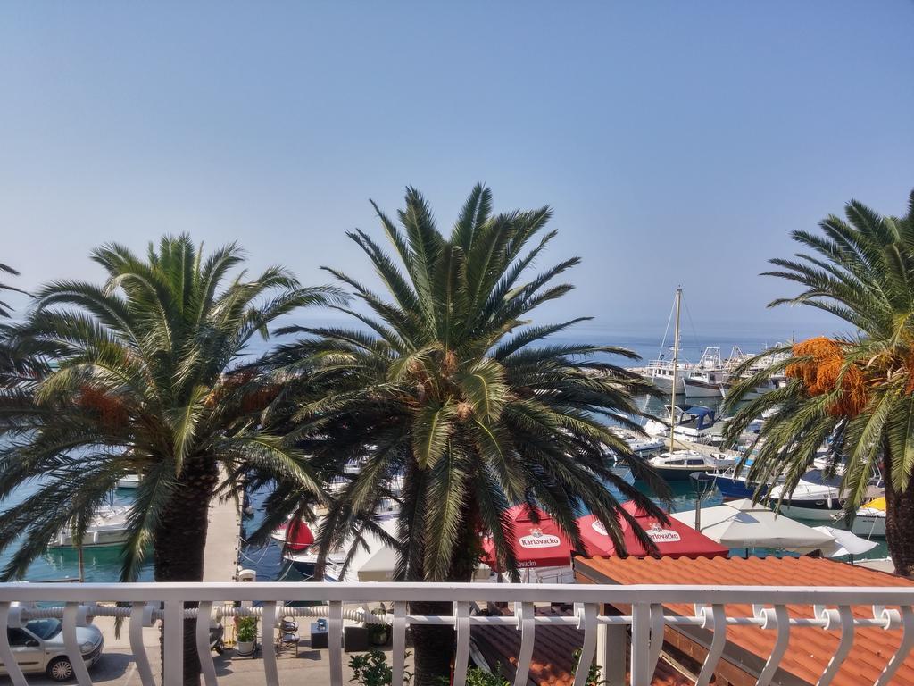 Apartments Biser Podgora Exterior photo